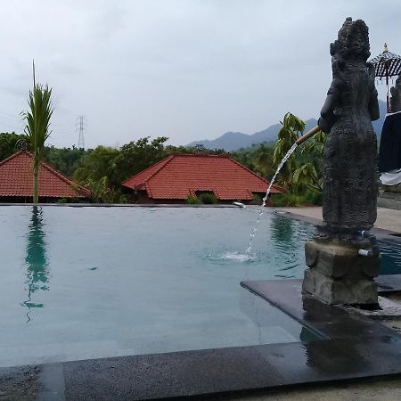 بيموتيران Eliska Sari Bungalows Sumberkima المظهر الخارجي الصورة