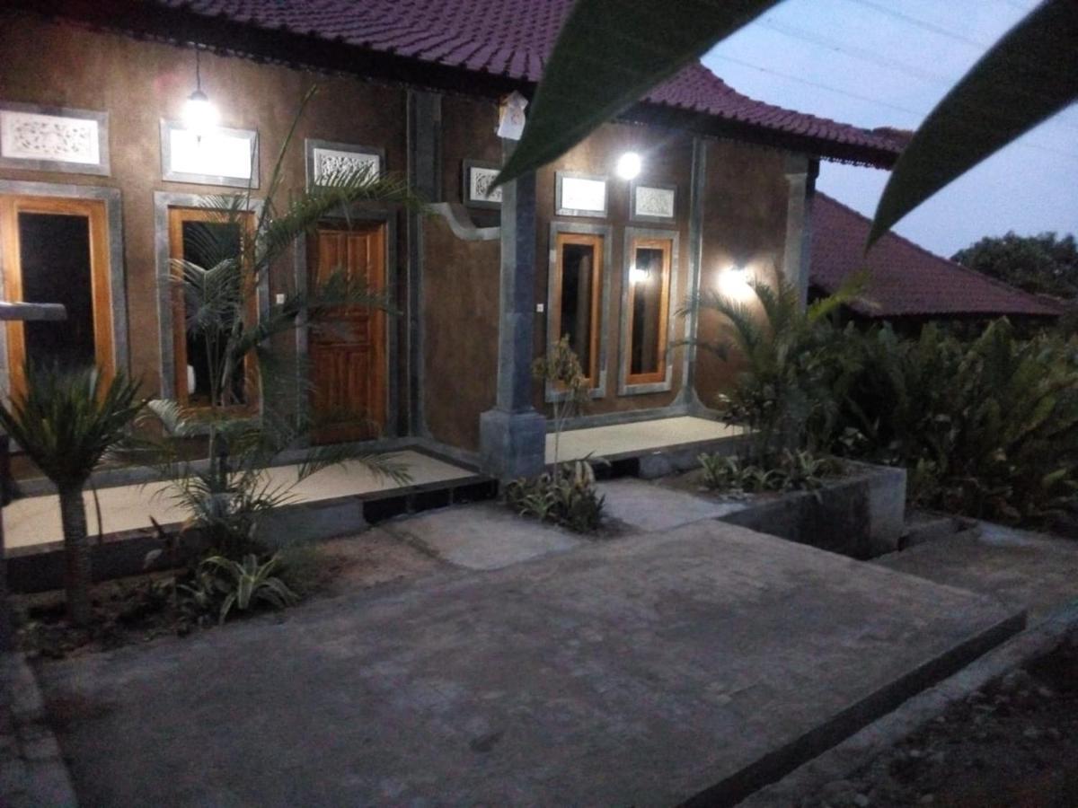 بيموتيران Eliska Sari Bungalows Sumberkima المظهر الخارجي الصورة