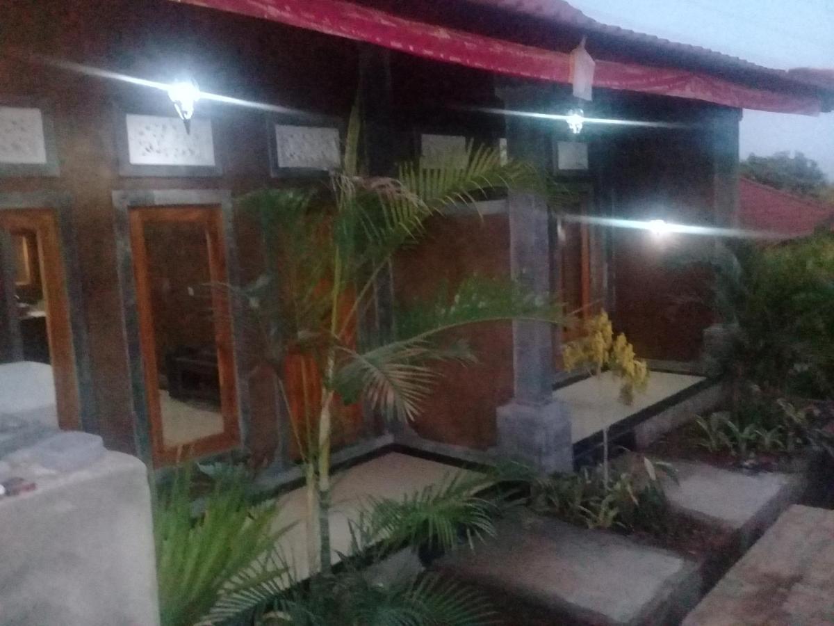 بيموتيران Eliska Sari Bungalows Sumberkima المظهر الخارجي الصورة