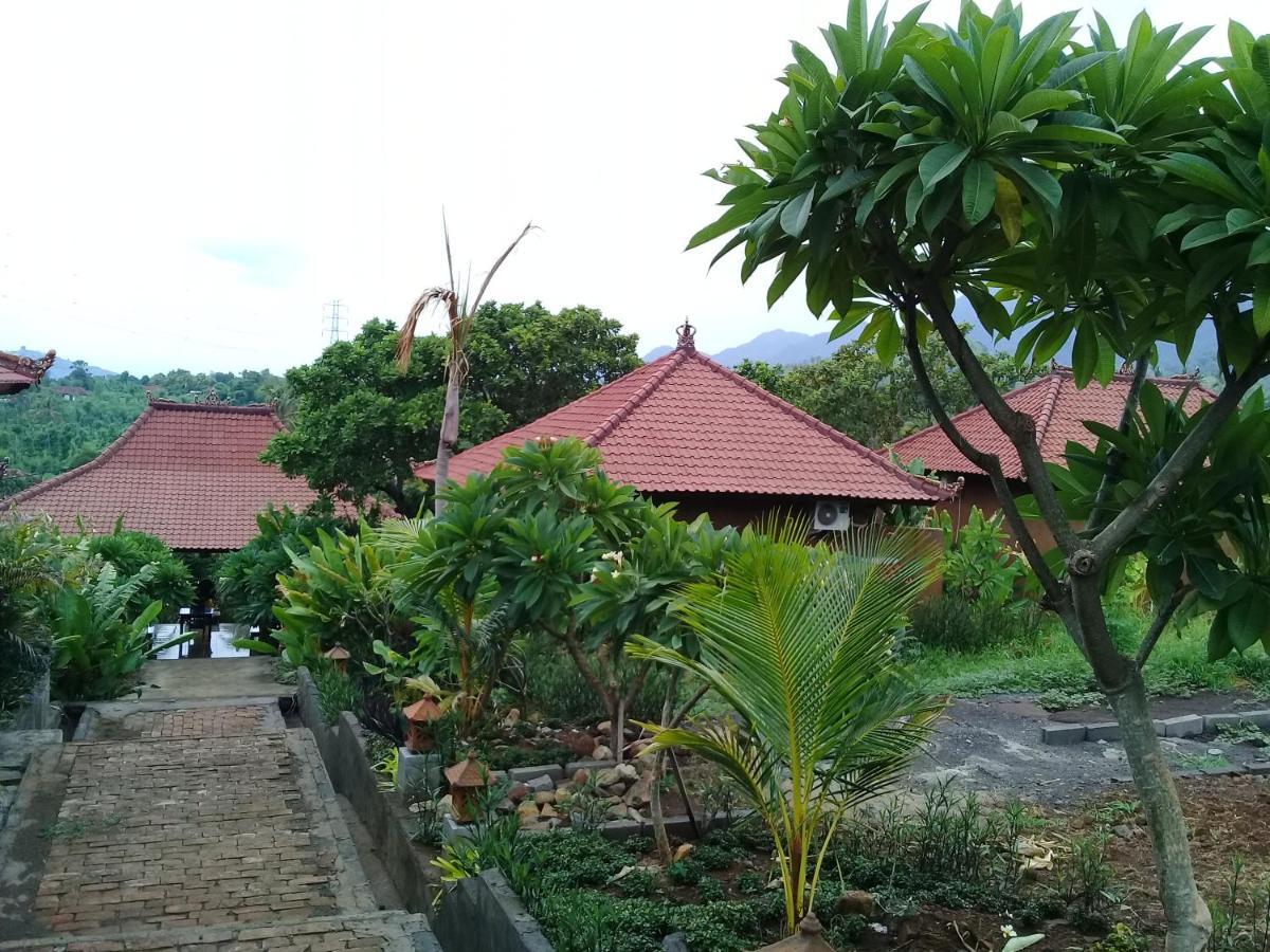 بيموتيران Eliska Sari Bungalows Sumberkima المظهر الخارجي الصورة